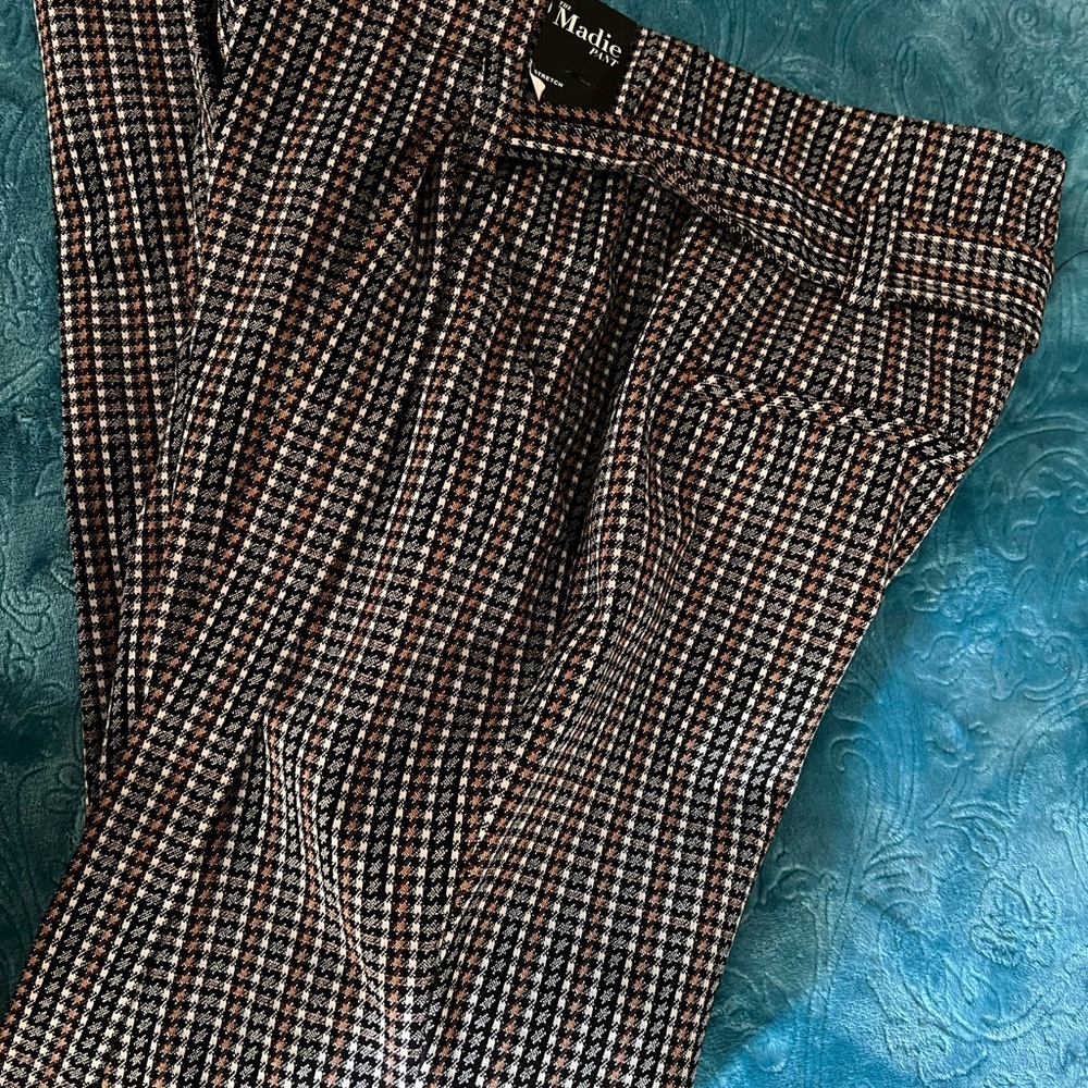 Pants - Picture 2 of 3
